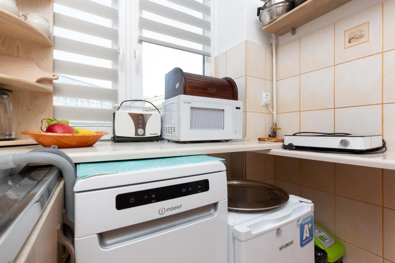 Metro Politechnika Studio Konstytucji By Renters Apartment Warsawa Bagian luar foto